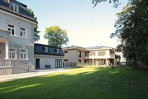 Neubau blickt  auf historische Eleganz  -   4,5  Zimmer-Wohnung in Garching bei München