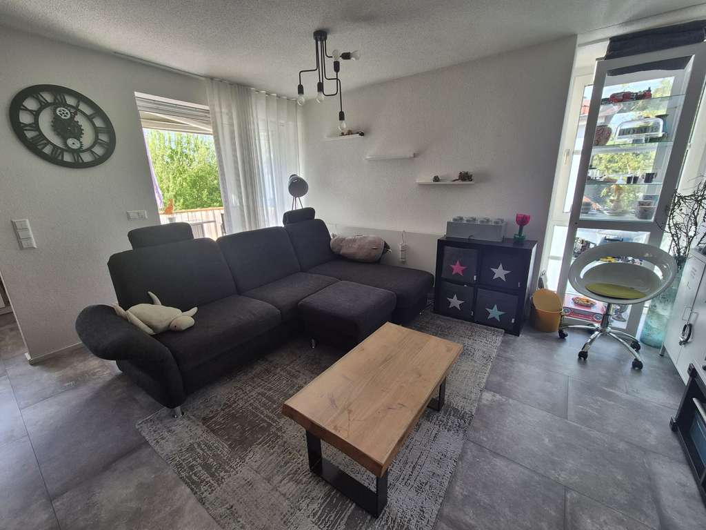 Immobilie in Langenbrettach - Tolle modernisierte 4,5 Zi.-Maisonette-Whg. ohne Provision - Bild 2