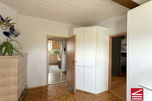 Baden-Baden, Zweifamilienhaus mit großem Garten, Hof und 3 Garagen! – Die vollständige Adresse der Immobilie erhältst du vom Anbieter., 76532 Weststadt, Baden-Baden – Vorschaubild 11