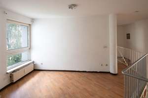 Großzügige 6-Zimmer-Maisonette mit Gestaltungsspielraum – WBS mit Dringlichkeit erforderlich – Koblenzer Straße 15, 10715 Wilmersdorf, Berlin – Vorschaubild 11