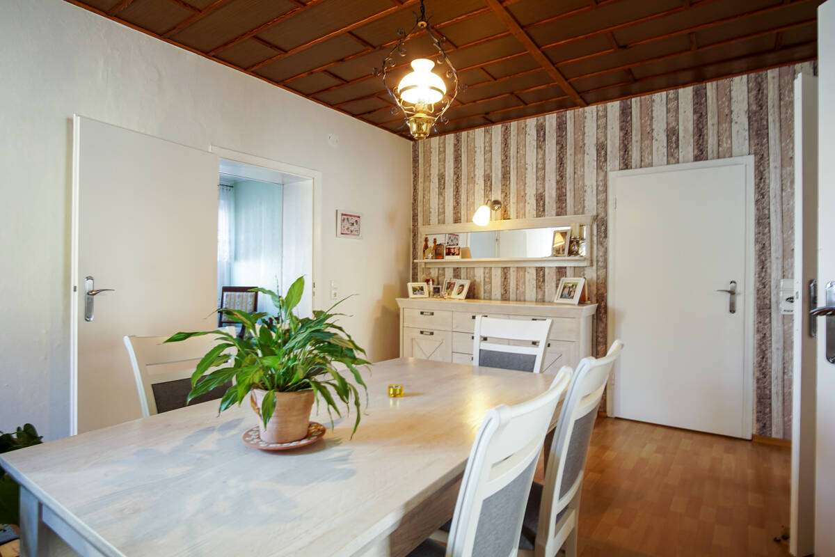 Immobilie in Niemegk - Großes Einfamilienhaus mit Ausbaupotenzial sucht neue Bewohner. - Bild 8