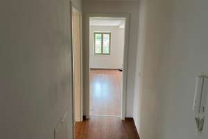 Moderne 2-Zimmer-Wohnung mit großer Terrasse und schönem Garten