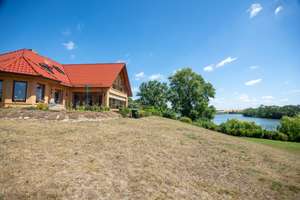 ☆ ☆ ☆ ☆ ☆ Einfamiienhaus am See, großzügig und luxuriös, unweit von Prenzlau ☆ ☆ ☆ ☆ ☆ – Am Grünower See 5, 17291 Grünow – Vorschaubild 8