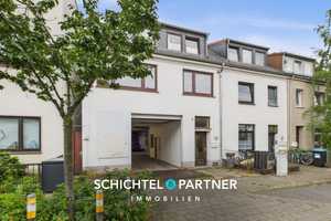 Hastedt | Mehrparteienhaus mit zwei Wohneinheiten und  großer Lagerhalle – Bremen – Vorschaubild 1