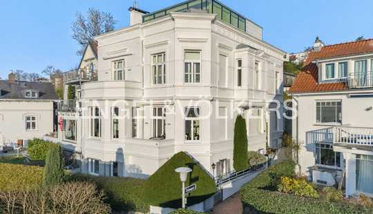 Bild von Elbstrandvilla in erster Reihe:
Klassisch - Ruhig - Außergewöhnlich