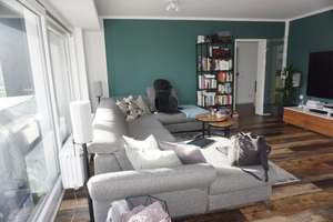 Wunderschöne 5 Z-Wohnung im 1. OG mit Garten