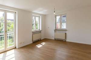 Seltene Gelegenheit für Familien: Großzügige Maisonettewohnung mit 300 m² Südgarten – Die vollständige Adresse der Immobilie erhältst du vom Anbieter., 80689 Blumenau, München – Vorschaubild 5