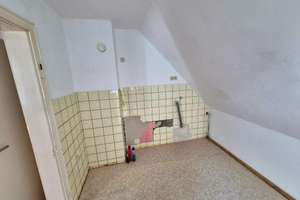 Natur pur&Renditechance:Gepflegtes EFH mit Einliegerwohnung  am Waldrand – Provisionsfrei!  – Die vollständige Adresse der Immobilie erhältst du vom Anbieter., 92729 Weiherhammer – Vorschaubild 20