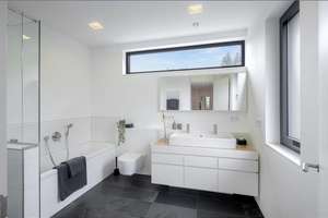 Möbliert: Designhaus mit weitläufigem Garten und viel Privatsphäre – 80997 Allach, München – Vorschaubild 17