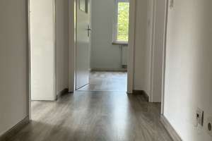 Charmante 2-Raum-Wohnung mit Balkon und Tageslichtbad! – Lunerkamp 34, 45139 Frillendorf, Essen – Vorschaubild 2