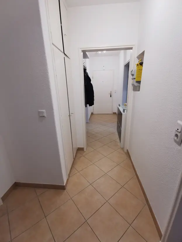 Flur mit Zugang zu den Zimmern