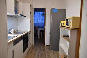 Möblierte, vollausgestattete 75qm Wohnung im 12. Stock mit herrlicher Aussicht plus Stellplatz – St Johann 6, 91056 Alterlangen, Erlangen – Vorschaubild 3