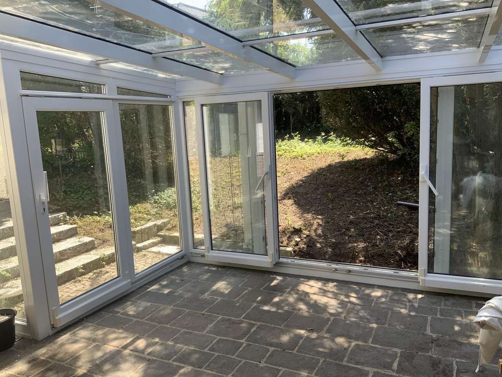 Immobilie in Grünwald - Interessante Doppelhaushälfte im Süden von Grünwald - Bild 2