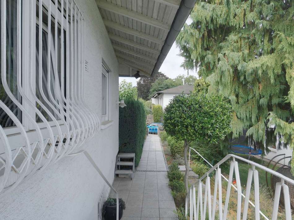 Treppenaufgang zum Eingang