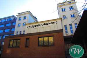 Gelegenheit Nr.27: Voluminöser Sakralbau/Kirche/ Wohnen/ Gewerbe - Innsbrucker Platz – Erfurter Str. 12, 10825 Berlin – Vorschaubild 1