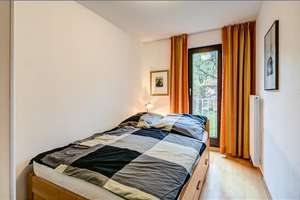 Möbliert: Erdgeschosswohnung mit Garten, sehr ruhig – Die vollständige Adresse der Immobilie erhältst du vom Anbieter., 81371 Sendlinger Feld, München – Vorschaubild 3
