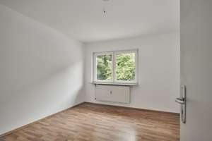 Schönes Wohnhaus mit Ladenfläche in zentraler Lage – Brunhildestraße 20, 61389 Schmitten – Vorschaubild 19