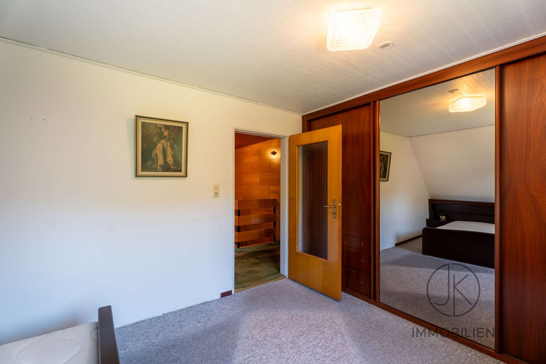 Immobilie in Stuhr - ***Ehemaliges Bauernhaus mit drei Wohneinheiten, großem Garten und Nebengebäude in Stuhr-Moordeich - Bild 9