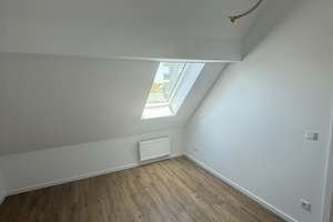 Erstbezug Dachgeschosswohnung mit Balkon in Köln-Rodenkirchen mit neuer Einbauküche – Maternusstraße 39, 50996 Rodenkirchen (Ortsteil), Köln – Vorschaubild 9