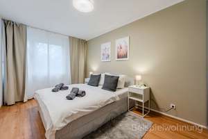 3 Zimmer, Balkon & Park – provisionsfrei in Lichterfelde-West – Drakestraße 77b, 12205 Lichterfelde, Berlin – Vorschaubild 1