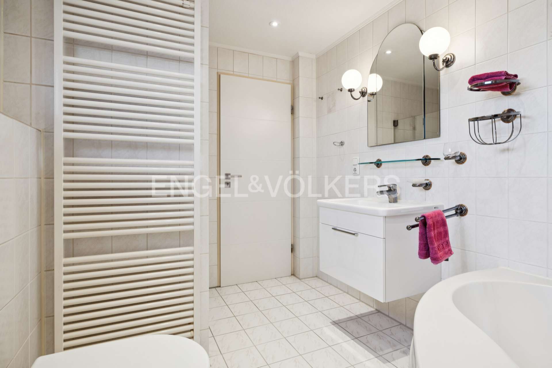 Immobilie in Hoisdorf - Gemütliches Einfamilienhaus mit großem Grundstück in Feldrandlage - Bild 4