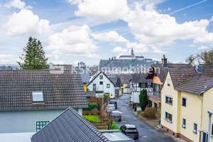Einfamilienhaus mit Einliegerwohnung, großem Grundstück und Blick auf den Michaelsberg in Wolsdorf! – Die vollständige Adresse der Immobilie erhältst du vom Anbieter., 53721 Siegburg – Vorschaubild 3
