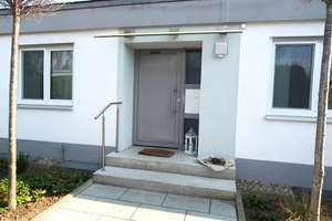 Winkelbungalow in traumhaft schöner Lage! – Die vollständige Adresse der Immobilie erhältst du vom Anbieter., 89250 Senden – Vorschaubild 1