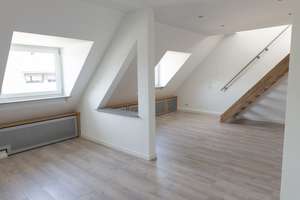 Kernsanierte 3-Zimmer-Dachgeschosswohnung in Karlsruhe – Die vollständige Adresse der Immobilie erhältst du vom Anbieter., 76187 Knielingen, Karlsruhe – Vorschaubild 4