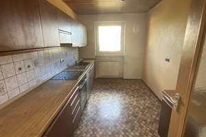 3-Zimmer-Wohnung 
mit 75 m² Wohnfläche 
und Südbalkon 
sofort zur Nutzung frei! – Die vollständige Adresse der Immobilie erhältst du vom Anbieter., 90449 Röthenbach West, Nürnberg – Vorschaubild 9