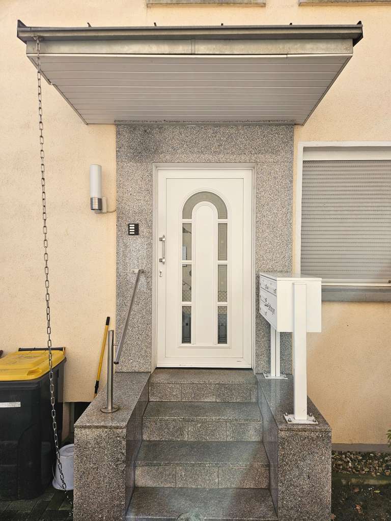 Immobilie in Hilden - Sehr gepflegtes Dreifamilienhaus zu verkaufen ! - Bild 2