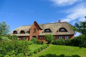Ferienhaus mit vier individuell gestalteten Wohnungen
 – Die vollständige Adresse der Immobilie erhältst du vom Anbieter., 25849 Pellworm – Vorschaubild 1