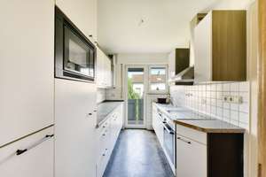 +++ Zur Eigennutzug oder als Kapitalanlage - 1.OG frei - 3-Fam-REH - modernisiert - inkl. Garage +++ – Makrelenweg 11, 70378 Mönchfeld, Stuttgart – Vorschaubild 9