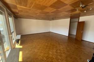 Wohnen mit Charakter: 3-Zimmer-Wohnung  (104qm) in Hüttlingen