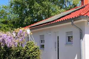 Freundliches Einfamilienhaus im Grünen mit Garten – Berlin – Vorschaubild 2