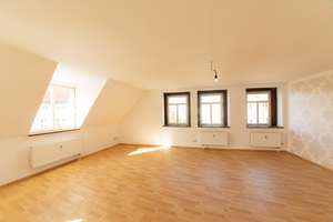 Offene Wohnküche, überdachte Terrasse - und das mitten in Burg! – Markt 27, 39288 Burg – Vorschaubild 3