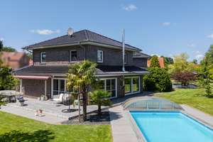 Repräsentative Architektenvilla mit Wellnesslandschaft - Ein Wohnkonzept der Extraklasse! – Die vollständige Adresse der Immobilie erhältst du vom Anbieter., 26629 Großefehn – Vorschaubild 2