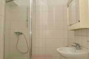 Renovierte 3-Zimmerwohnung Hochparterre mit Balkon u. EBK -ab sofort- – Kennedyallee 94, 53175 Bonn – Vorschaubild 11