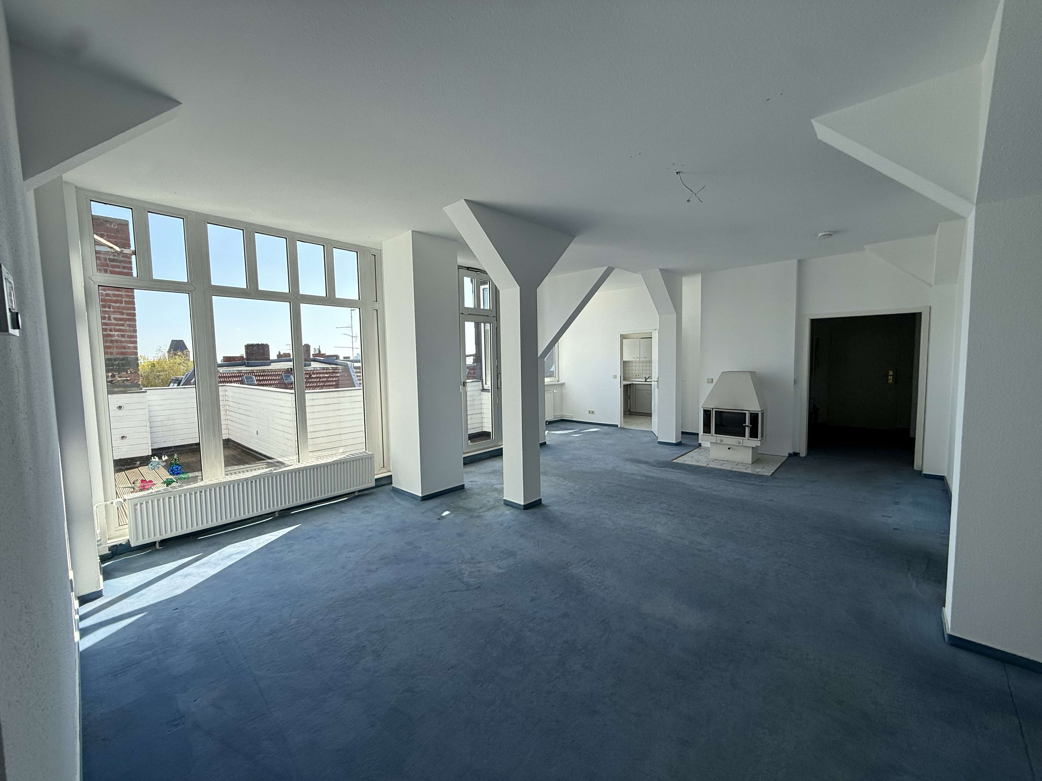 Großzügiges Dachgeschoss im Baudenkmal / bezugsfrei / kein Aufzug, Berlin – Bild 4