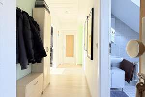 Schicke 1-Zi.-Studiowohnung im DG in offener Bauweise mit offener Küche in Hannover-Ahlem – Die vollständige Adresse der Immobilie erhältst du vom Anbieter., 30453 Ahlem, Hannover – Vorschaubild 2