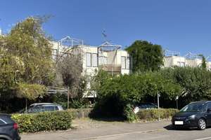 Sonnige 2- Zi. - Wohnung + gr. Hobbyraum mit Bad in beliebter Lage, direkt am Körschtal – 70567 Möhringen-Ost, Stuttgart – Vorschaubild 2