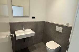 Wunderschöne offene Erdgeschosswohnung mit Terrasse und EBK im Herzen von Düsseldorf-Mörsenbroich – Heideweg 107, 40470 Mörsenbroich, Düsseldorf – Vorschaubild 12