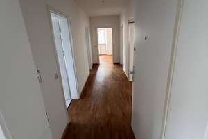 Moderne 3-Zimmer Küche und Bad Wohnung mit Balkon in Karlsruhe-Weiherfeld-Dammerstock – Neckarstraße 10, 76199 Weiherfeld-Dammerstock, Karlsruhe – Vorschaubild 3