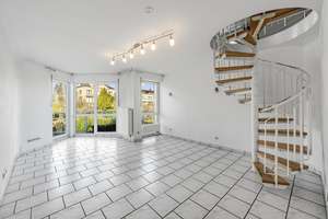 Exklusive Maisonette-Wohnung in ruhiger Golfplatzlage von Bochum-Stiepel – Die vollständige Adresse der Immobilie erhältst du vom Anbieter., 44797 Stiepel, Bochum – Vorschaubild 2