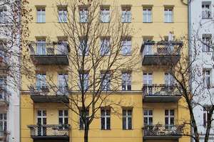 Direktverkauf: Helle 2-Zimmer-Altbauwohnung in der Fehrbelliner Straße - Umbau zu 3 Zimmern möglich – Die vollständige Adresse der Immobilie erhältst du vom Anbieter., 10119 Mitte (Ortsteil), Berlin – Vorschaubild 8