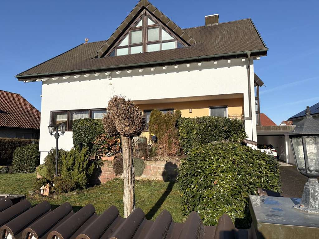 Immobilie in Bretzfeld - Großzügige Erdgeschosswohnung mit Garten und Hobbyraum in Adolzfurt - Bild 1