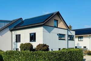 Innovative Doppelhaushälfte mit CARPORT / DACHTERRASSE / SEE + BERGBLICK – Die vollständige Adresse der Immobilie erhältst du vom Anbieter., 88149 Nonnenhorn – Vorschaubild 1