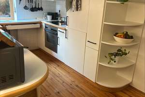 Charmante 2-Zi Wohnung mit Wintergarten, Terrasse und Garten in Lerchenau-Ost – Kletterrosenweg 8, 80935 Lerchenau-Ost, München – Vorschaubild 3