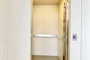 Erdgeschosswohnung mit Terrasse, Gartenanteil und Stellplatz in toller Wohnlage von Wiesbaden-Südost – Die vollständige Adresse der Immobilie erhältst du vom Anbieter., 65189 Südost, Wiesbaden – Vorschaubild 5