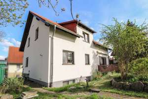 !!!Traumhaus in Traumlage!!! Großes EFH und Top-Potenzial in Feldrandlage zur flexiblen Nutzung – Die vollständige Adresse der Immobilie erhältst du vom Anbieter., 1705 Freital – Vorschaubild 2