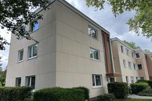 4,5-Zimmerwohnung im Erdgeschoß mit Terrasse und Garten inklusive Tiefgaragenstellplatz – Die vollständige Adresse der Immobilie erhältst du vom Anbieter., 50859 Weiden, Köln – Vorschaubild 3